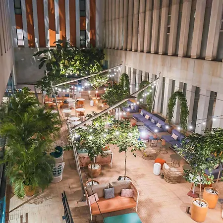 Ibis Styles Santa Justa Hotel 3*