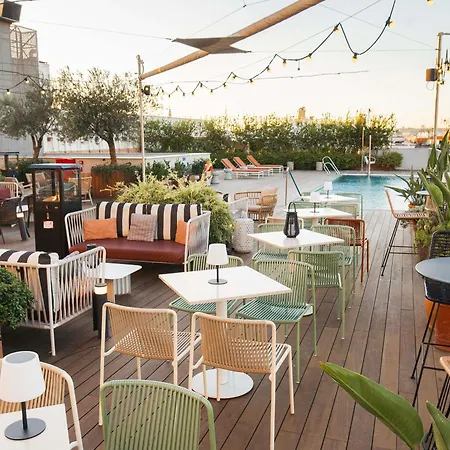 Hotel Ibis Styles Santa Justa 3*