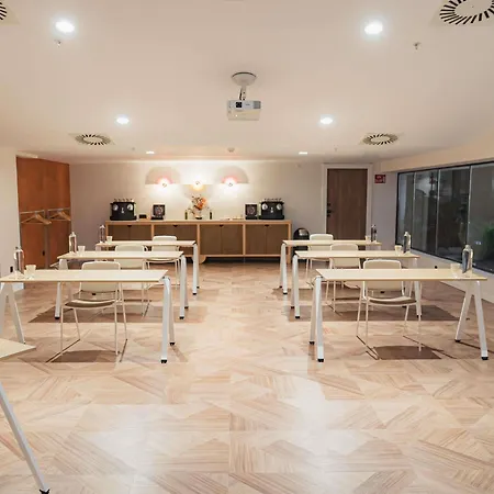 Ibis Styles Santa Justa Hotel Seville